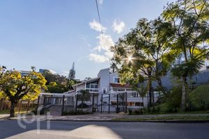 Image 73 - 897490