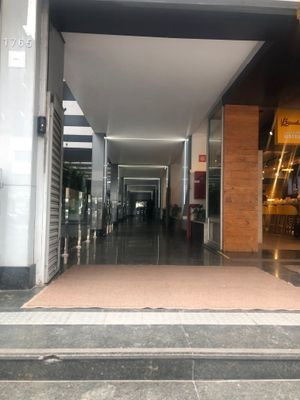 Image 15 - 897493