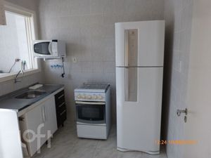 Image 7 - 897494