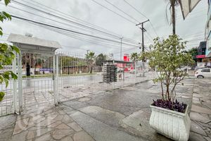 Image 2 - 897494