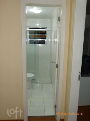 Image 9 - 897494