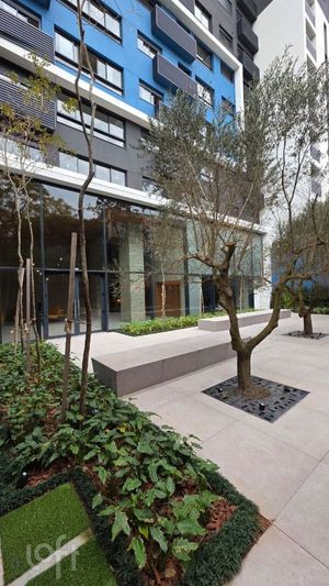 Image 23 - 897495