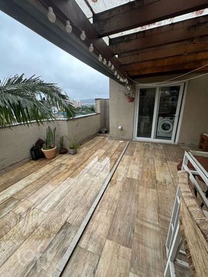 Image 7 - 897528
