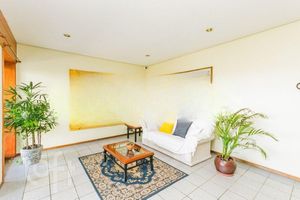 Image 11 - 897537