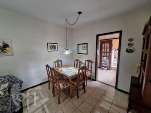 Image 7 - 897546