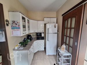 Image 17 - 897546