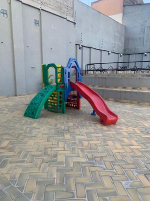 Image 15 - 897548