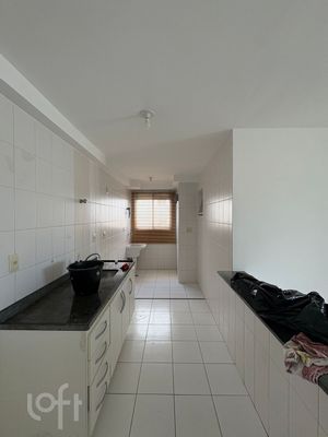Image 2 - 897554
