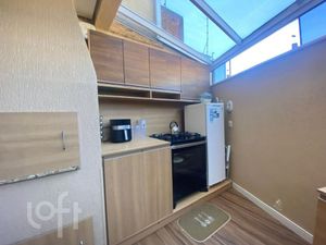 Image 8 - 897555