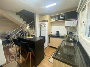 Image 18 - 897555