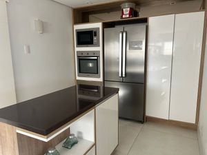 Image 7 - 897561