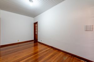 Image 3 - 897563