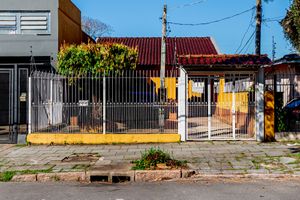 Image 48 - 897563