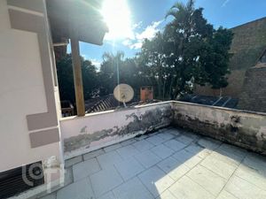 Image 9 - 897575