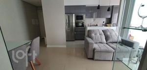 Image 1 - 897581
