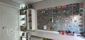 Image 12 - 897581