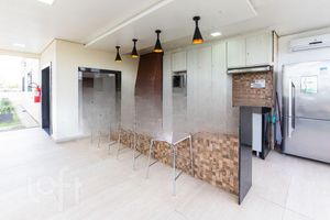 Image 7 - 897582