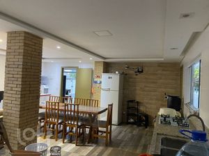 Image 3 - 897602