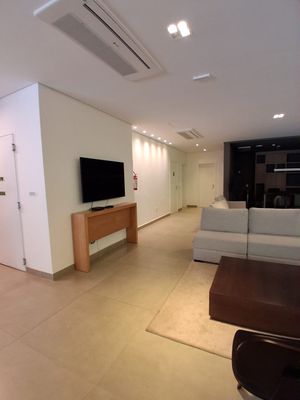 Image 34 - 897603