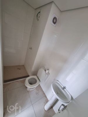 Image 9 - 897621