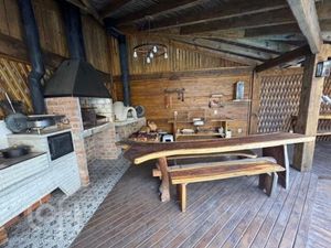Image 13 - 897626