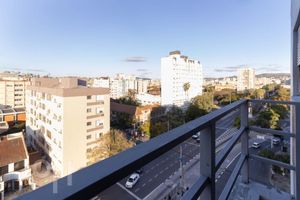 Image 4 - 897628