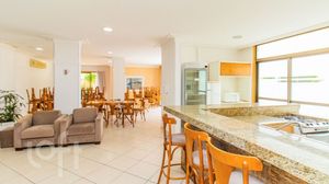 Image 32 - 897633