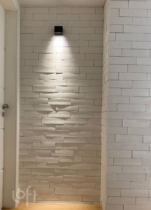 Image 6 - 897638