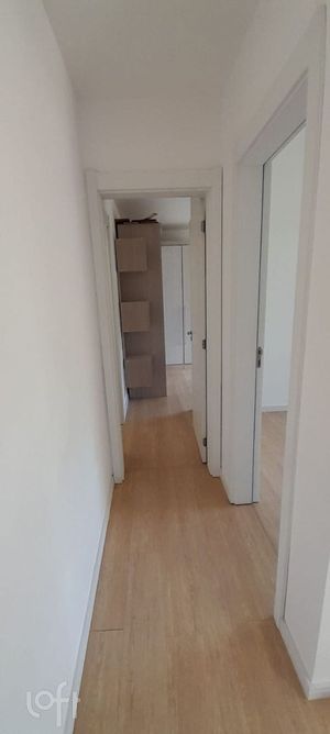 Image 5 - 897641