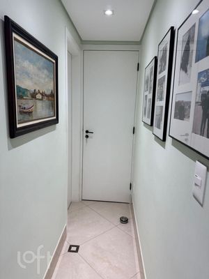 Image 18 - 897645