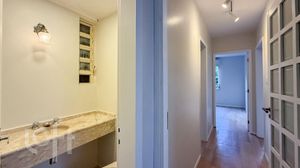 Image 4 - 897648