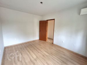 Image 19 - 897650