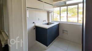 Image 4 - 897654