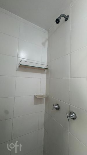 Image 19 - 897659