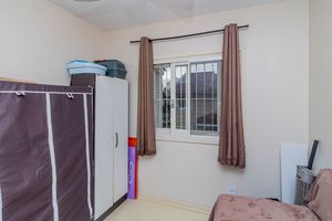 Image 9 - 897660