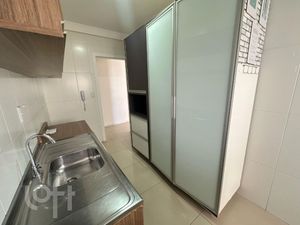 Image 3 - 897662