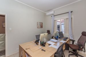 Image 34 - 897677