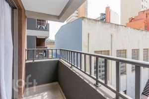 Image 13 - 897679