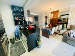 Image 11 - 897684