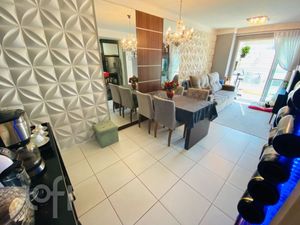 Image 8 - 897684