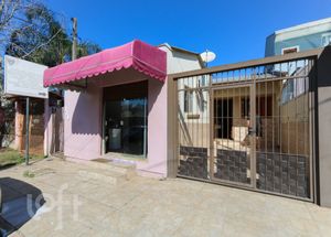 Image 33 - 897690