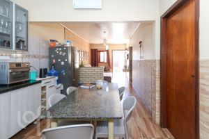 Image 15 - 897690