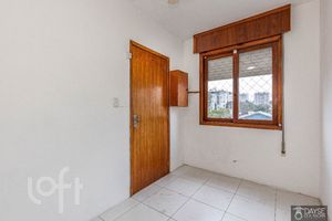 Image 27 - 897701