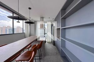 Image 17 - 897713