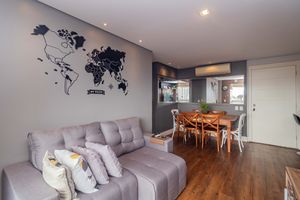 Image 6 - 897755
