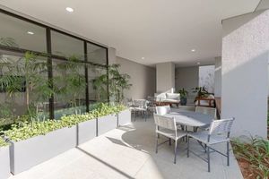 Image 19 - 897759