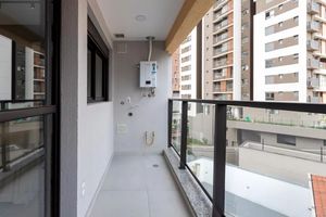 Image 15 - 897759