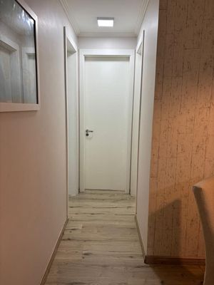 Image 28 - 897762