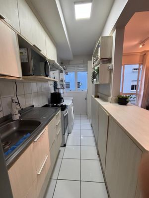 Image 9 - 897762