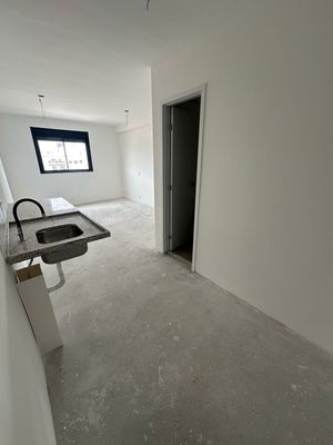 Image 10 - 897764